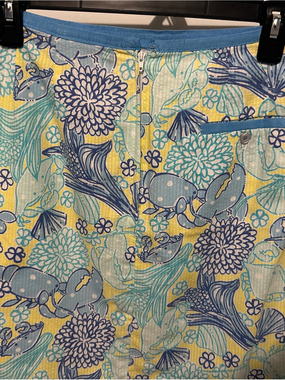 Lilly Pulitzer - Seafood Salad Lobster Print Skirt - Blue & Yellow - Size: 8 - Picture 4 of 7